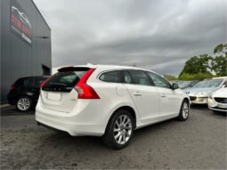 Volvo v60 2.0 tdi 150 ch boite auto complet