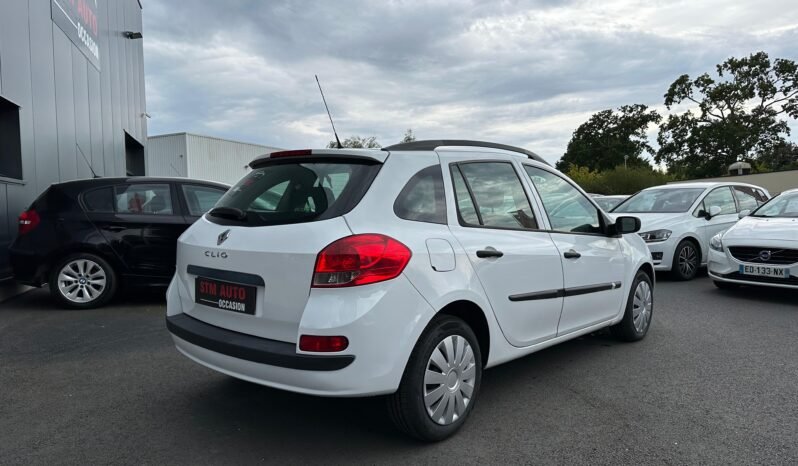 Renault clio estate 1.5 dci 68 ch complet