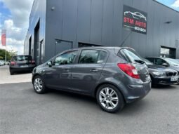 Opel corsa 1.2 ess 85 ch complet