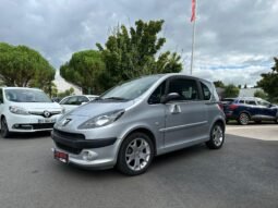 Peugeot 1007 1.4 hdi 70 ch complet