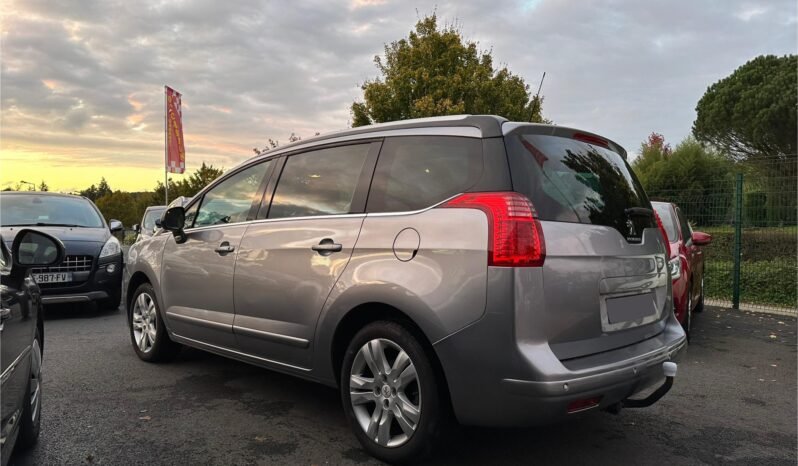 Peugeot 5008 1.6 hdi 115 ch 7 places complet