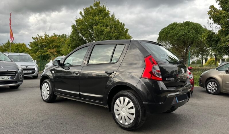 Dacia sandero 1.5 dci 70 ch 1ère main complet