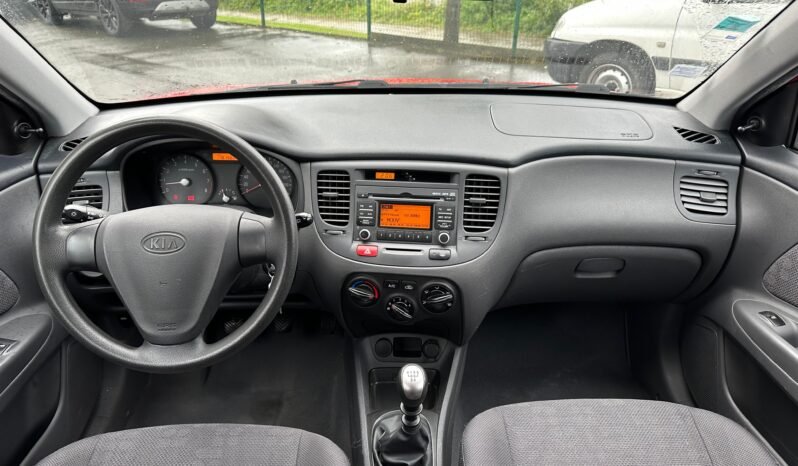 Kia rio 1.4 ess 97 ch 1ère main complet