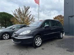 Peugeot 807 2.0 hdi 136 ch complet