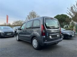 Citroen berlingo 1.6 bluehdi 100 ch boite auto 1ère main complet