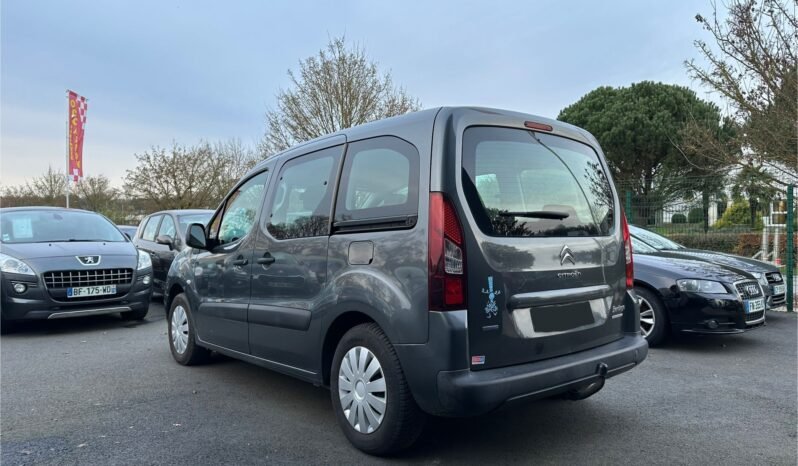 Citroen berlingo 1.6 bluehdi 100 ch boite auto 1ère main complet