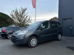 Citroen berlingo 1.6 bluehdi 100 ch boite auto 1ère main complet