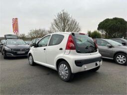 Peugeot 107 1.0 ess 68 ch complet