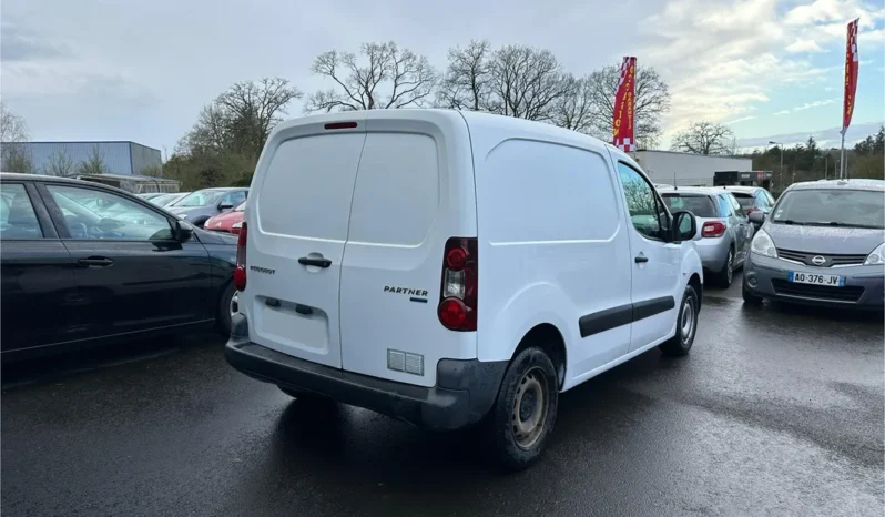 Peugeot partner 1.6 hdi 100 ch TVA récupérable 1ère main complet